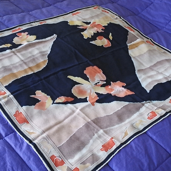 Leonard Silk Scarf - Picture 2 of 9